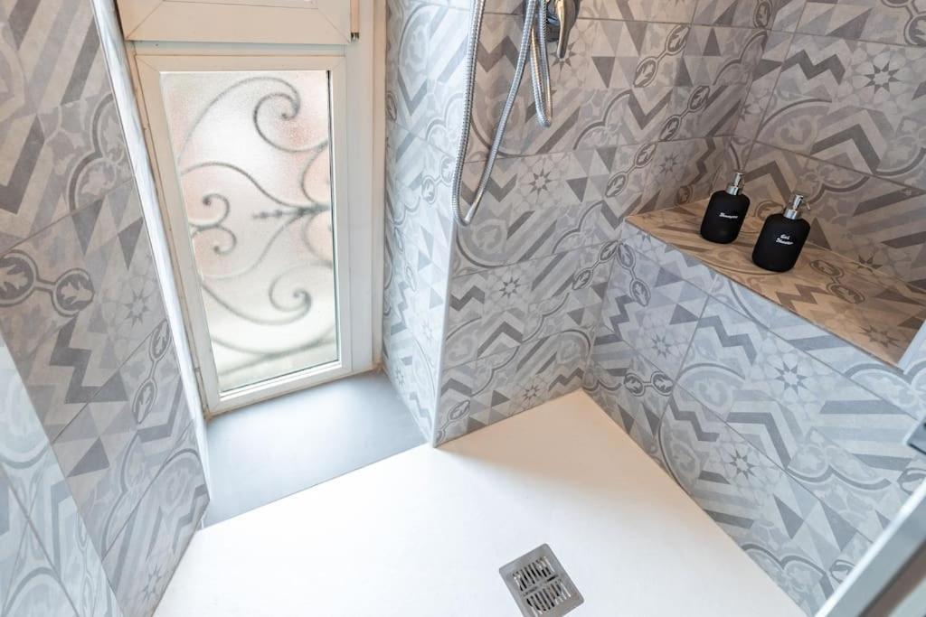 شقة Old Town-Porta Susa Free Parking Modern Flat X6 تورينو المظهر الخارجي الصورة